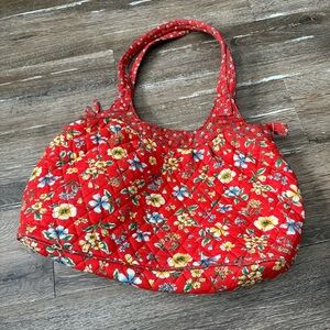 Jenny  Buchanan‎ Floral Red Quilted Women's Hand Bag Zip Closure